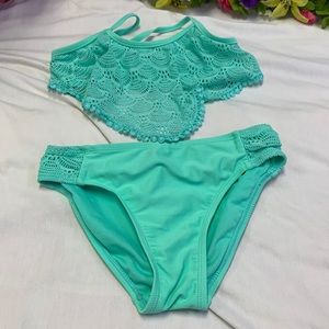 SO light green bathingsuit